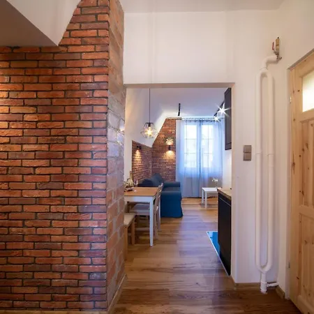 Maya's Flats 72 - Unique Attic In The Old Of