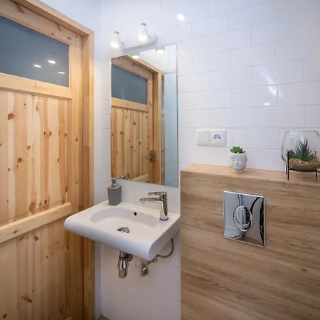 Appartamento Maya's Flats 72 - Unique Attic In The Old Of