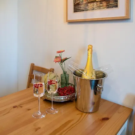 Maya's Flats 72 - Unique Attic In The Old Of *