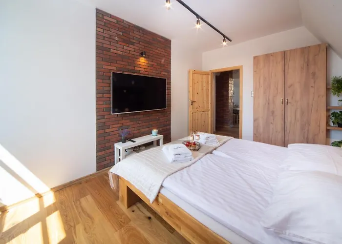 Maya's Flats 72 - Unique Attic In The Old Of