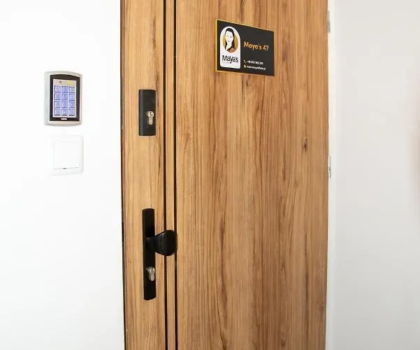 Appartamento Maya's Flats 72 - Unique Attic In The Old Of